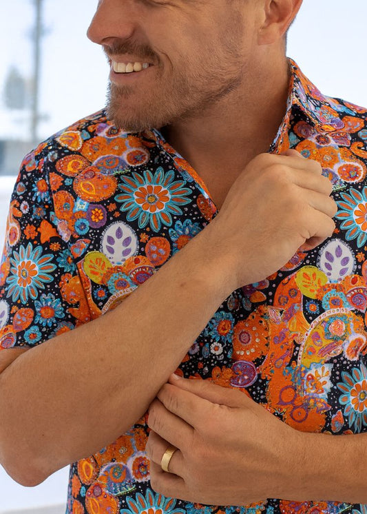 PAISLEY BY DESIGN ORANGE SHORT SLEEVE